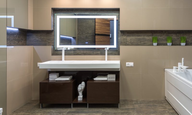 meuble-marron-sous-double-lavabo-blanc